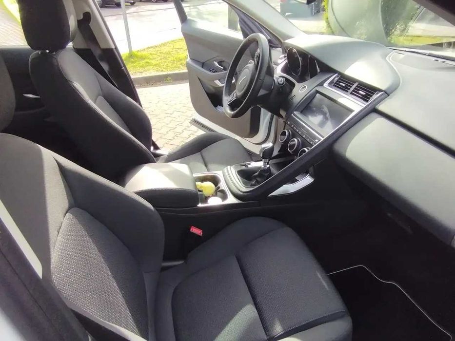 Бампер Jaguar E-Pace б/у автозапчастини