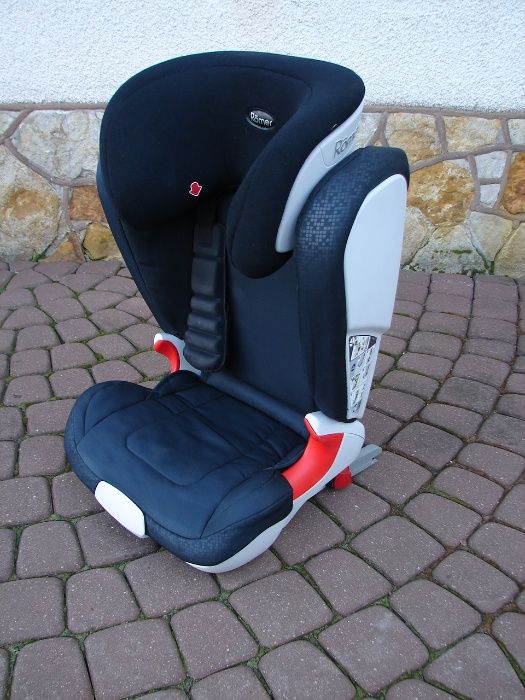Britax Römer Kidfix XP  fotelik sam 15-36 kg Black Isofix