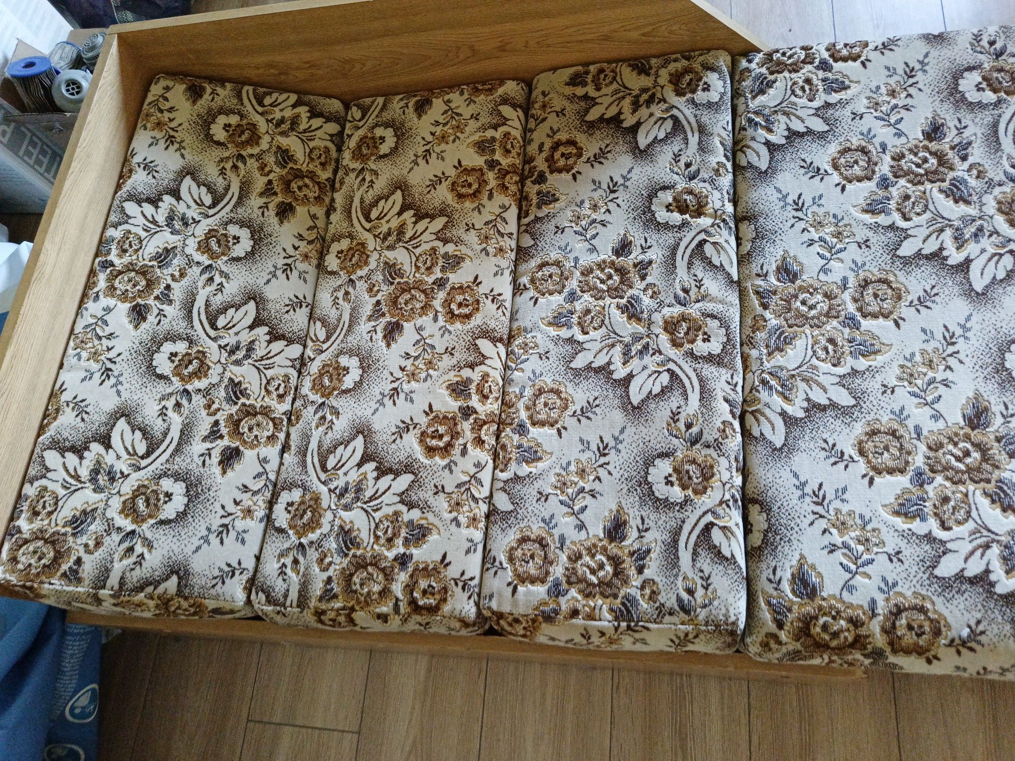Łóżko 190 cm x 80 cm