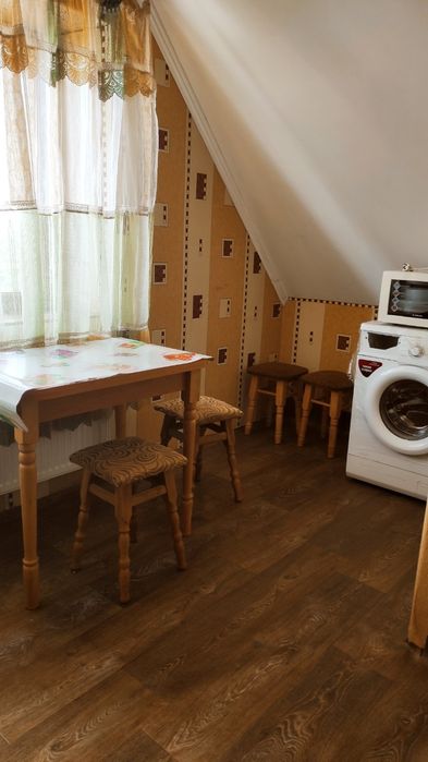 Сдам посут 1к кв . Закрытый двор.Есть зона барбекю. Свободна