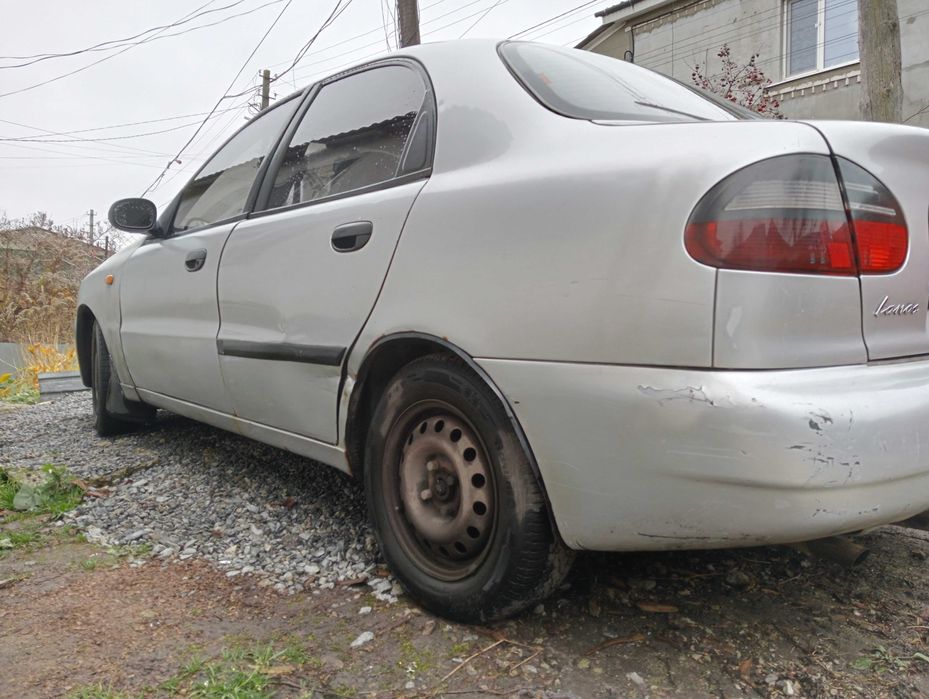 Продається ланос на повному бойовому ходу