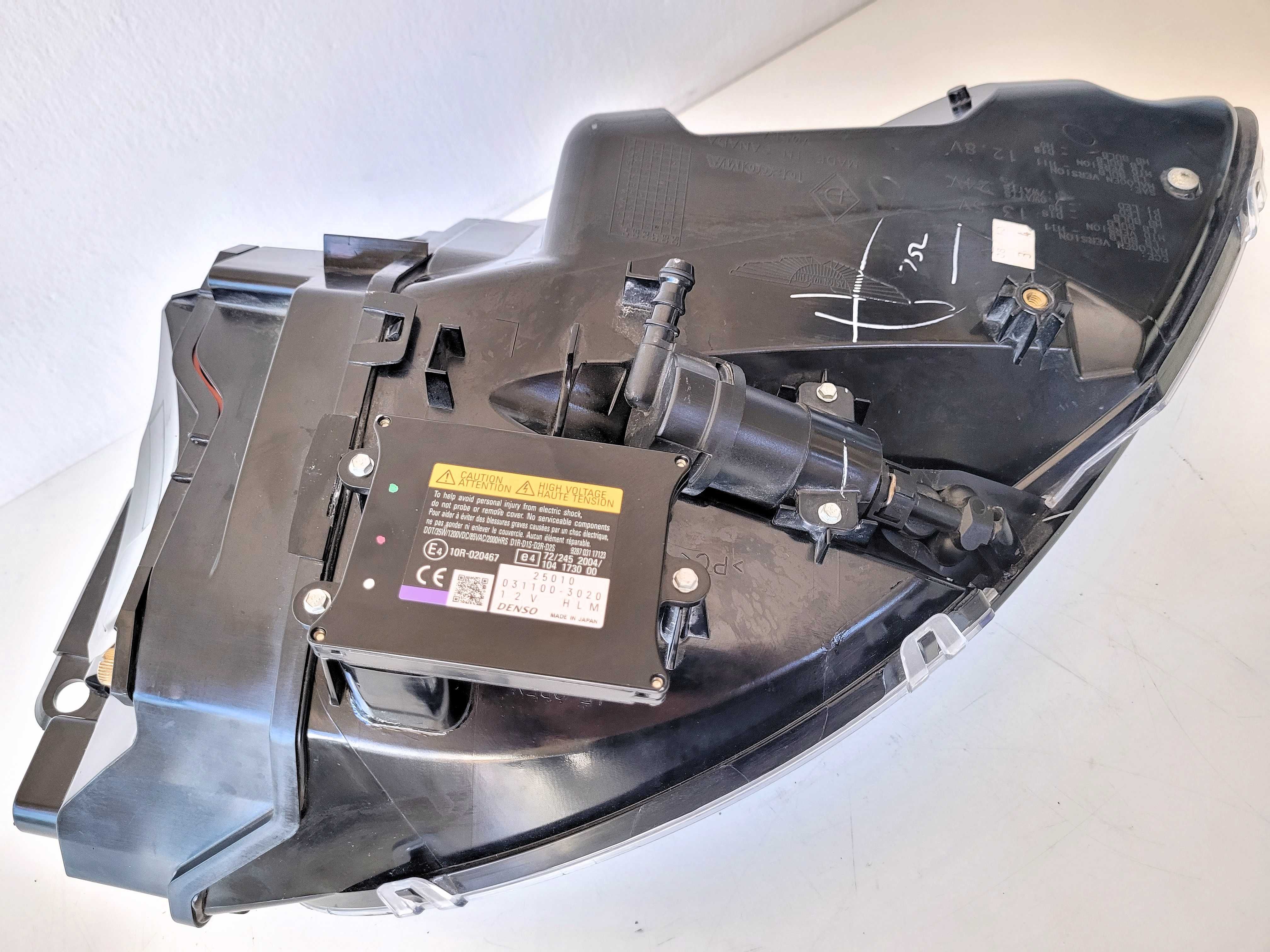 Aston Martin VANTAGE I - lampa przednia xenon LED HID - LEWA kpl.
