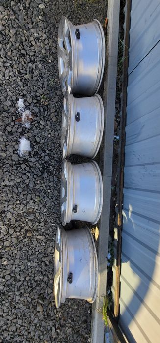 Диски r17 Peugeout 4x108 et29  9684883880