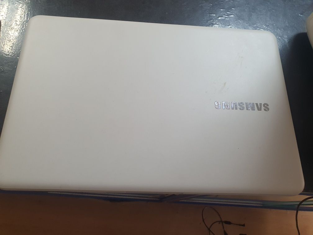 Portatil samsung