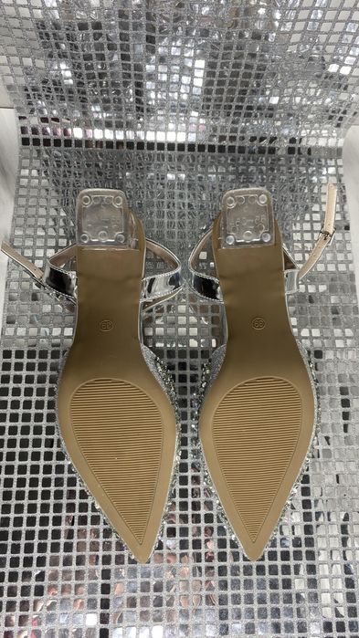 Туфлі срібні каміння на підборах прозорих | 39 розмір | 25 см стопа