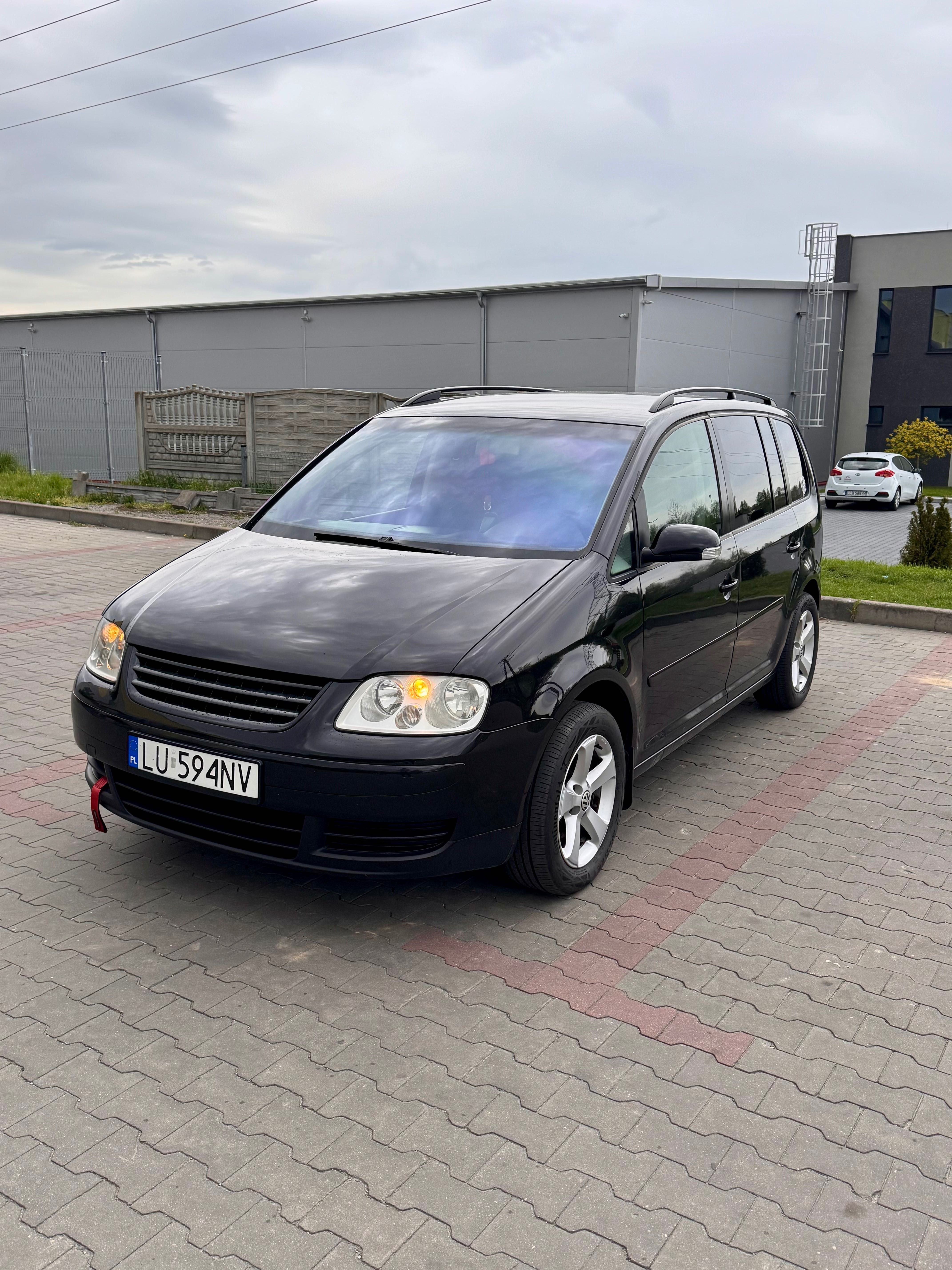 Sprzedam Vw TOURAN 1.9 tdi.  2003r