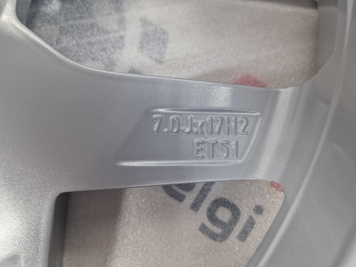 NOWE alufelgi VW 17" 5x100 Nowe Polo  (AW) Srebrny