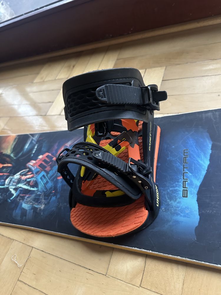 Deska Snowboardowa z wiazaniami Neversummer