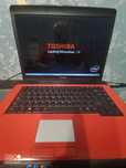 Sprzedam starego laptopa Toshiba.