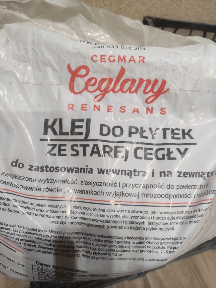 Płytki ze starej cegły