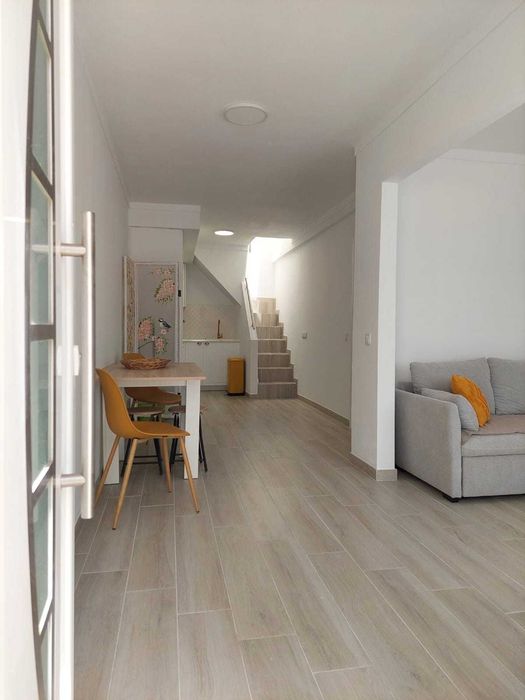 Casa totalmente renovada, muito perto da praia - Armação de Pêra