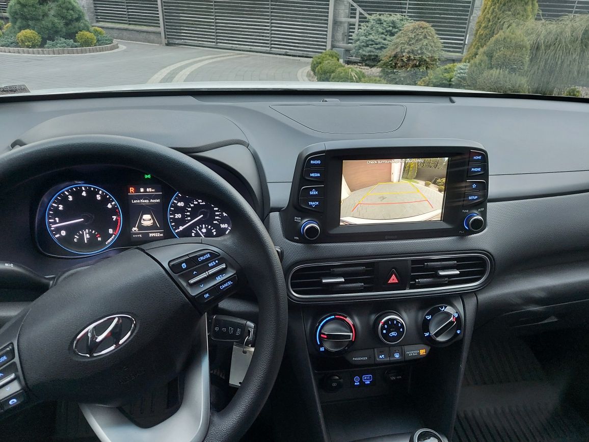 Hyundai kona 2.0 MPI   SUPER STAN