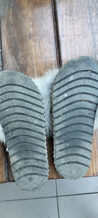 Klapki damskie z jenotem rozmiar 39