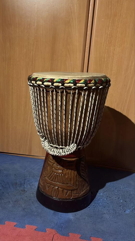 Tambor Africano 49cm x 29 cm