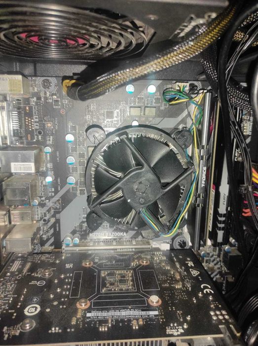 motherboard + cpu + 16gb ram 8 x2 ddr4 3200hz + hdd 500gb