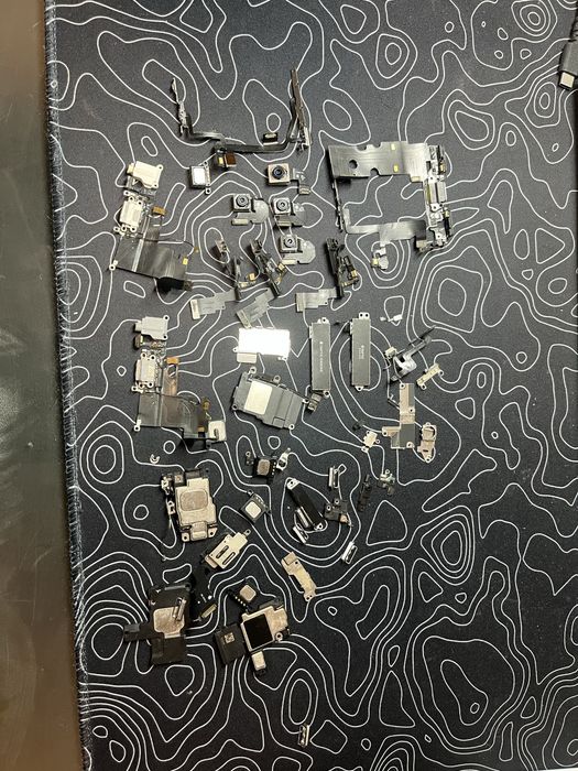 Материнська плата iPhone 6s 32,64гб, та інші запчастини