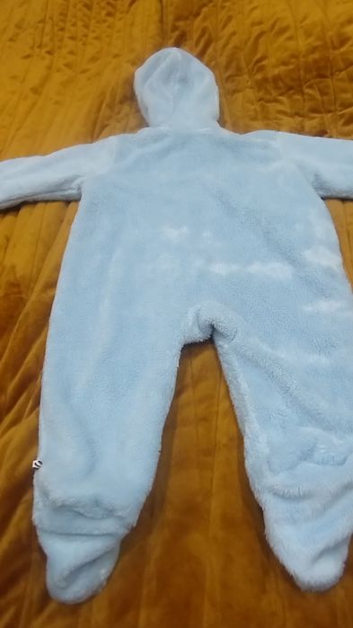 Kombinezon polarowy rozmiar 74 stan idealny niebieski miś zima