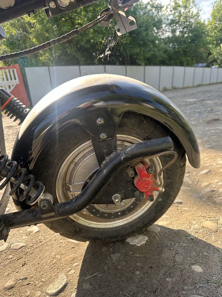 Продам електроскутер