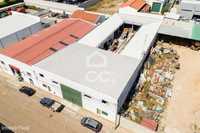 Armazém industrial em lote de 930 m2 | Campo Maior