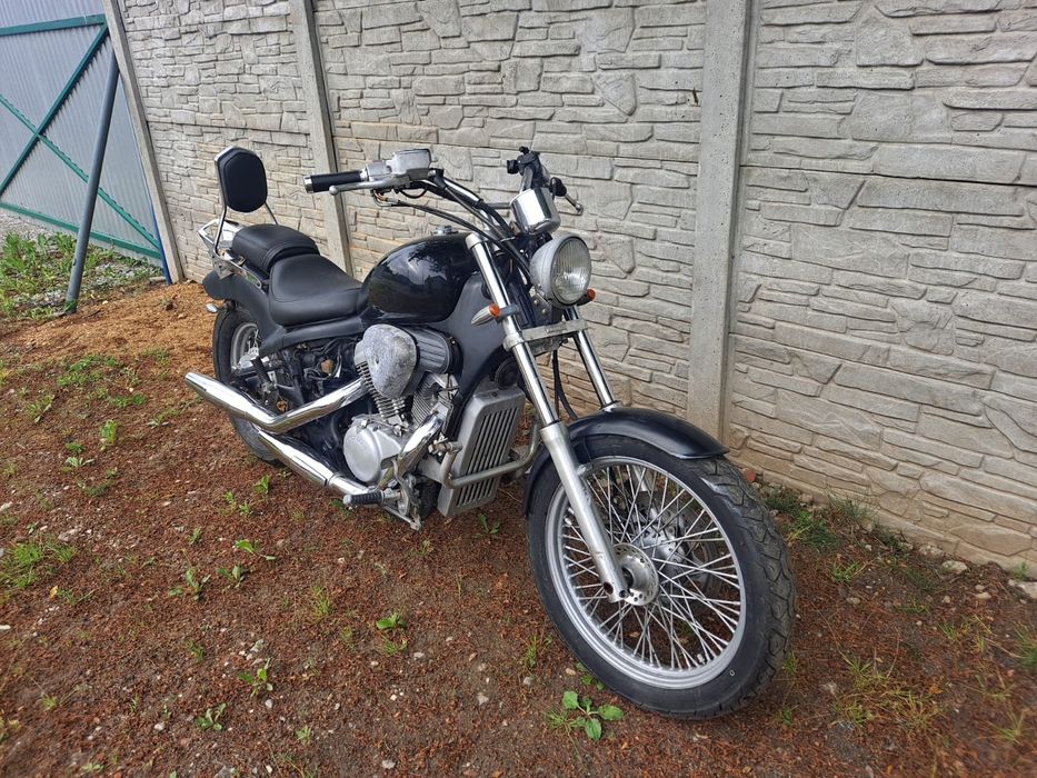 Honda vt 600 shadow honda 600