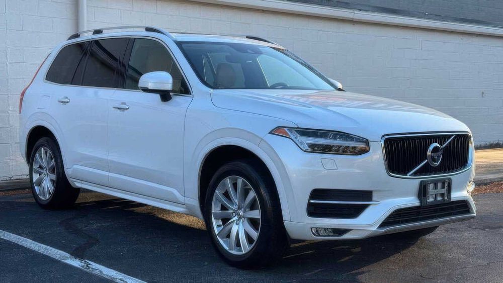 Volvo XC90      2016