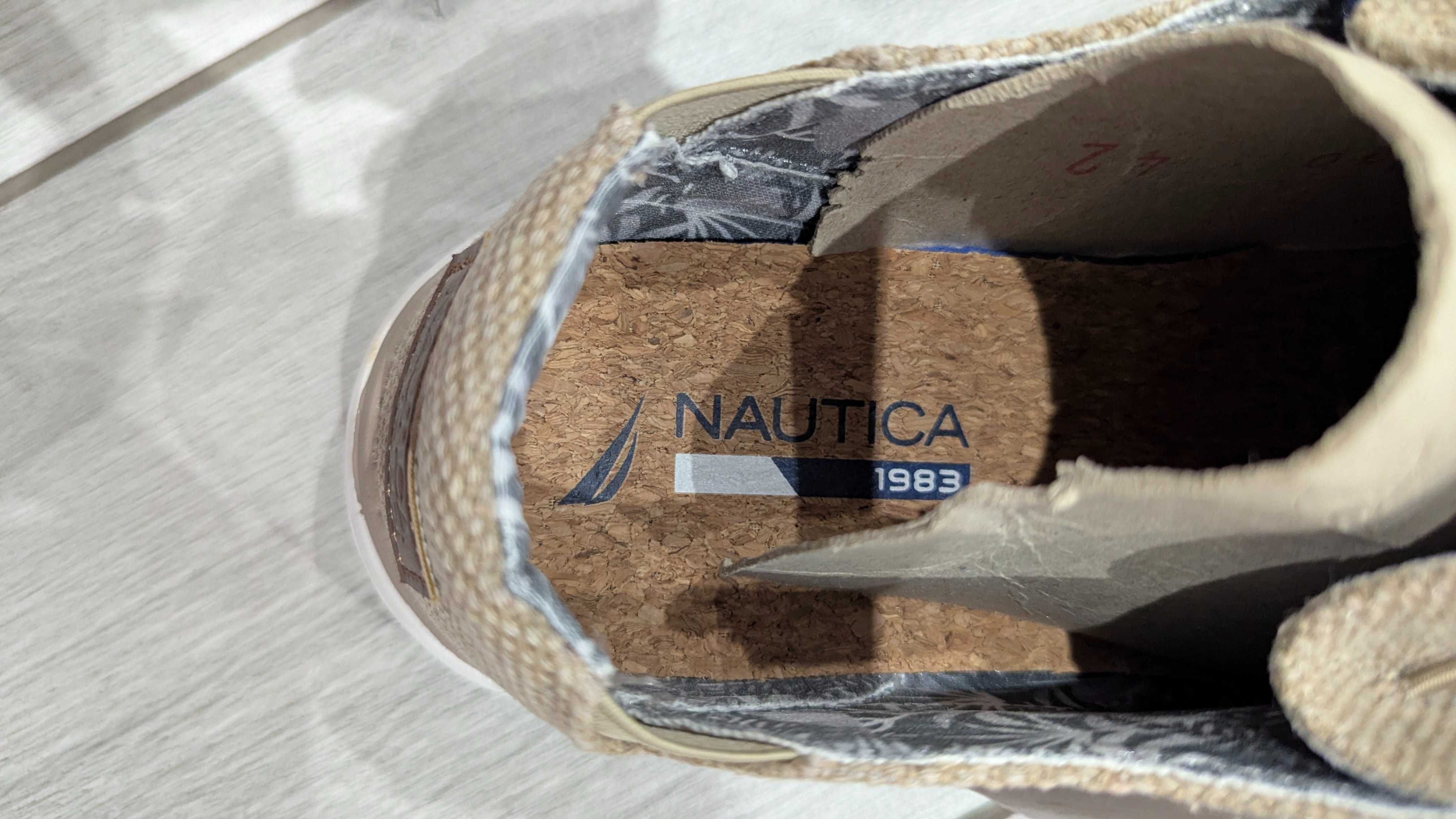 Мокасини-топсайдери Nautica. на стопу 26.5 см