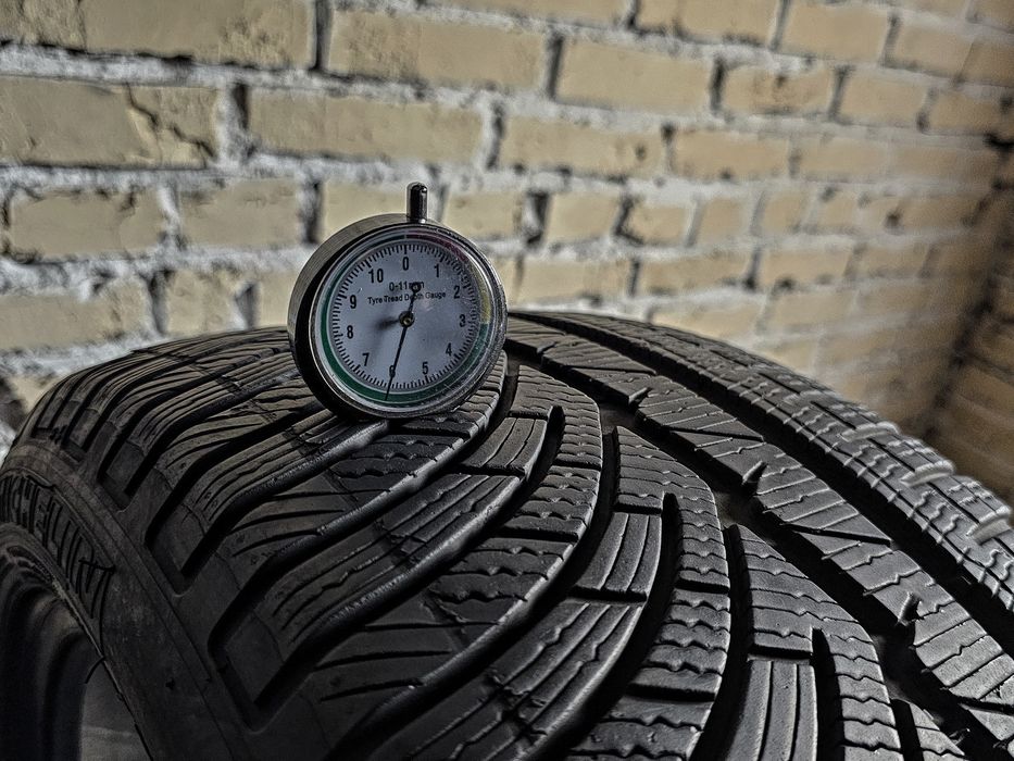 Зимова пара 245/45r18 Michelin | 2023 | 6mm | Italy | Преміум шини/2шт