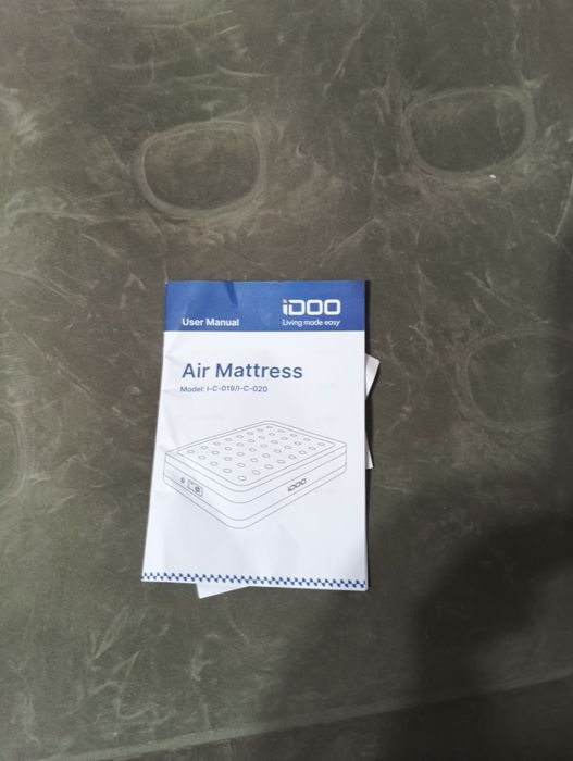 Materac samopompujacy