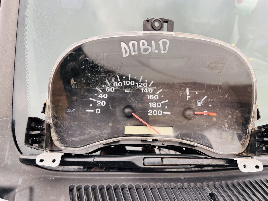 Панель приборов Фиат добло 1.