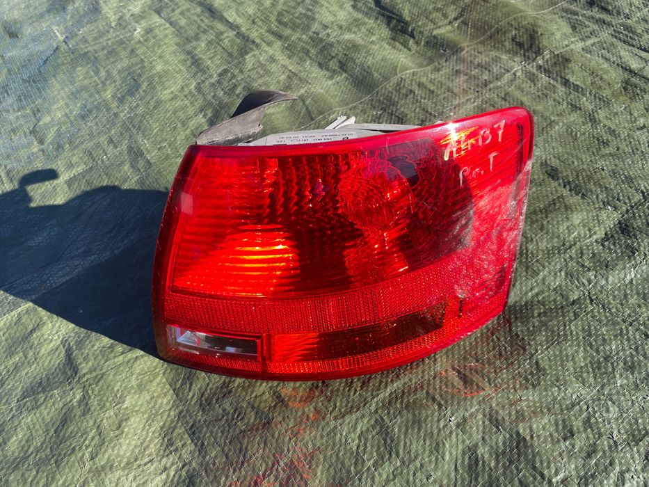 Lampa tył tylna prawa AUDI A4 B7 KOMBI