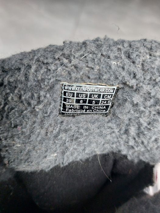 Śniegowce Keen rozm.39 24,5 cm