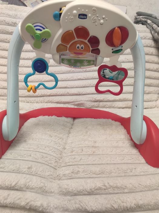 Chicco ігровий розвиваючий центр