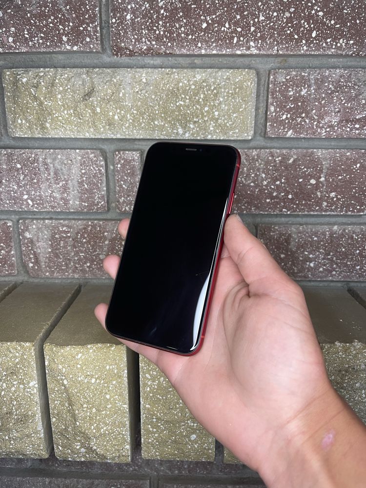 Iphone XR 128gb Red 100%, гарний стан