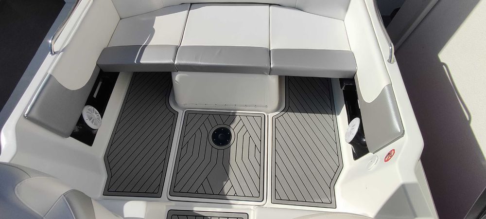 Barco Lema completamente restaurado