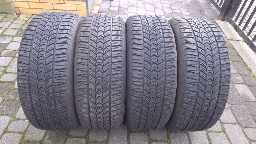 Opony zimowe DĘBICA Frigo HP2 205/55/16 6mm komplet