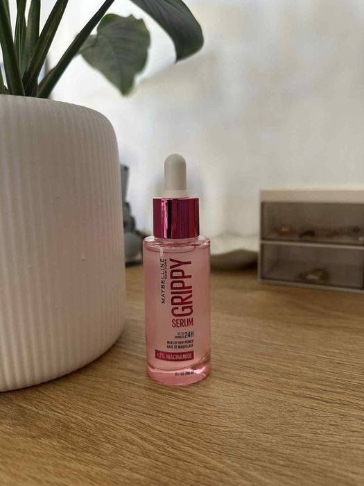 Maybelline Grippy serum baza nawilżająca do twarzy