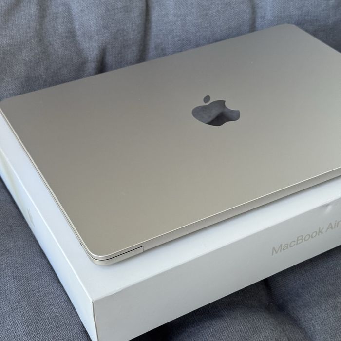 Apple Macbook Air 2022 m2
