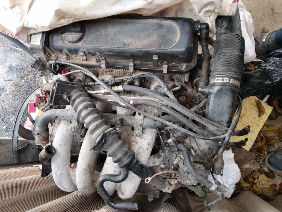 Продам двигун в комплектний 1.6 бензин.