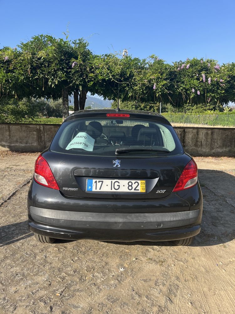 Peugeot 207 1.4 gasolina