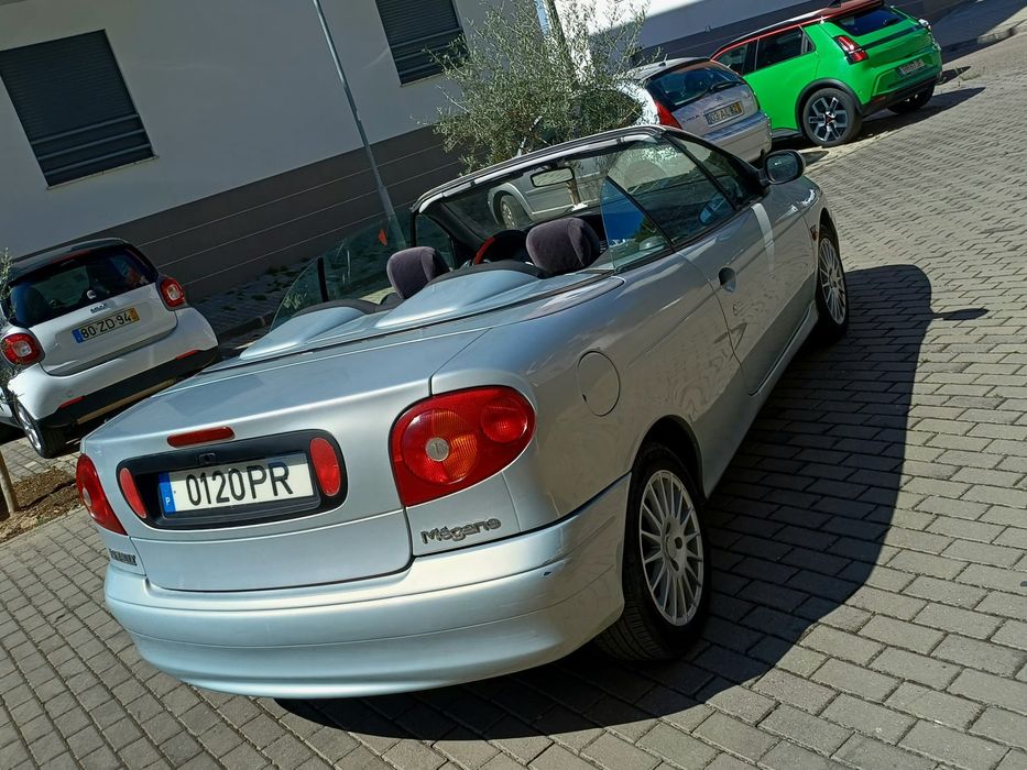 Renault Megane cabrio impecável