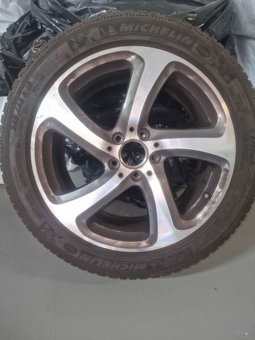 Jogo de jantes Mercedes classe E + pneus michelin  245/45R18