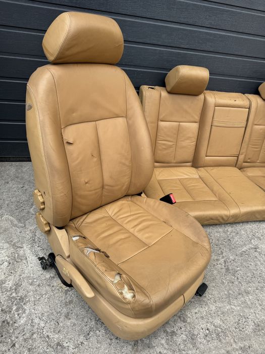 Салон шкіра VW Golf 4 Skoda сидіння кожа гольф тур