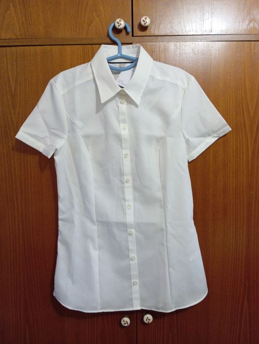 Блузка для девушки.