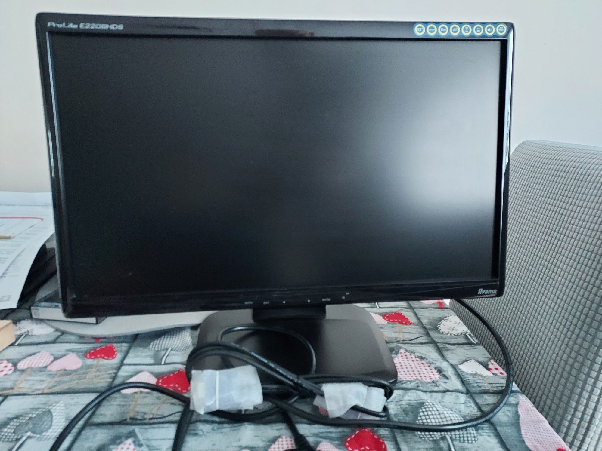 Monitor panoramiczny iiyama ProLite E2208HDS