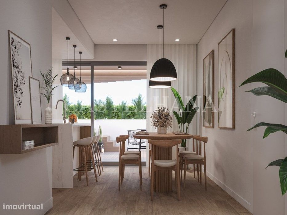 Moradia T3 com piscina, na Madalena