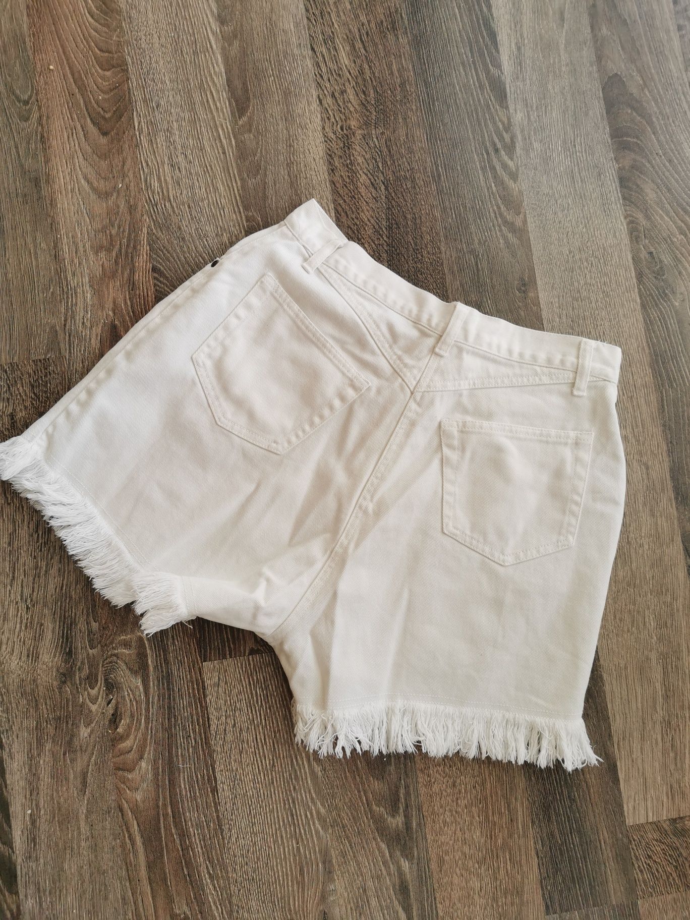 Białe jeansowe szorty bermudy wysoki stan Vintage spodenki bawełna whi
