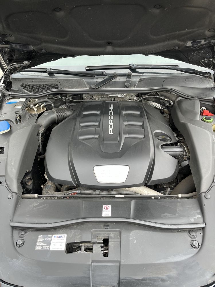 Porshe Cayenne 3.0 diesel, 2014, platinum edition