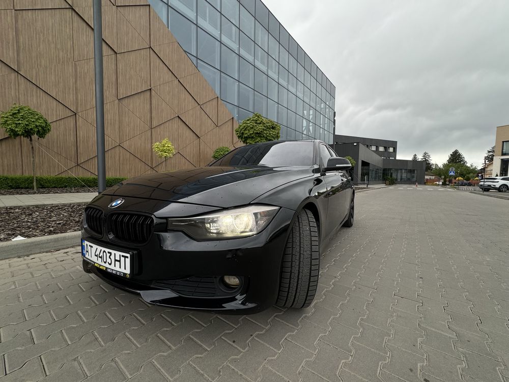 BMW 328i 2.0 бензин 2015