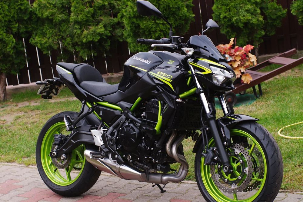Kawasaki Z 650 Kawasaki z650 25kw kat a2 2021rok ABS 14tys km nowe opony raty