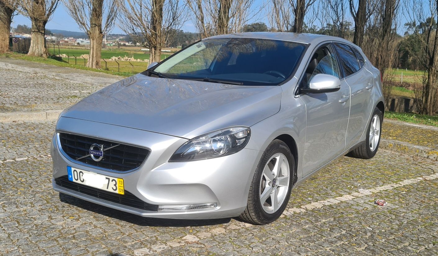 Volvo v40 1.6 D2 Nacional